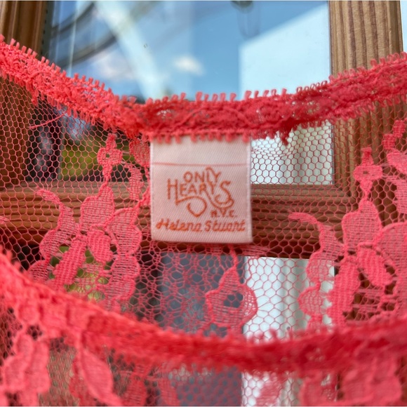 🌺 Fun and pretty all lace top - Picture 6 of 9